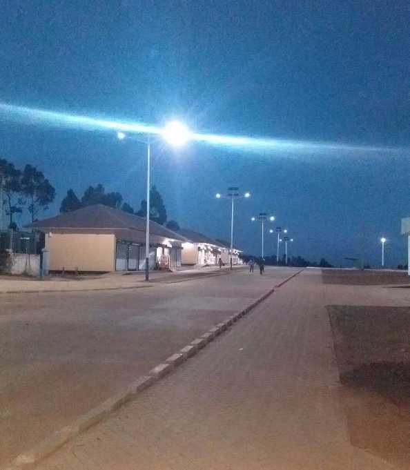 点军区非洲科特迪瓦太阳能路灯工程